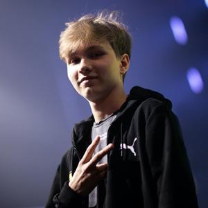 随着谈判进 随着谈判进